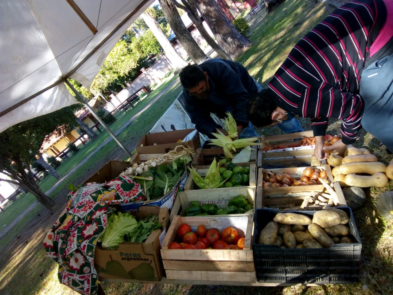 Continua la Feria de Productores y Artesanos  3 veces por semana